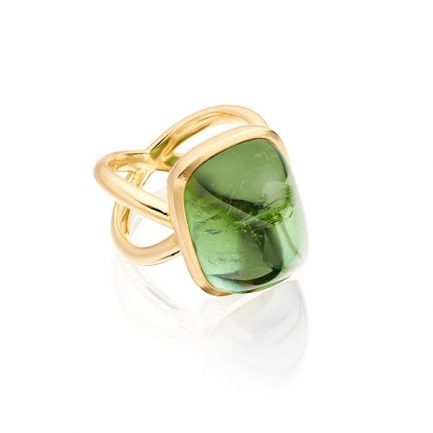Green tourmaline antique cabochon in 18 carat gold